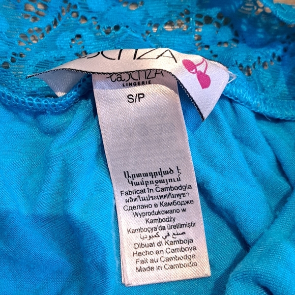 Night Dress/ Chemise/ Lingerie - Picture 2 of 2